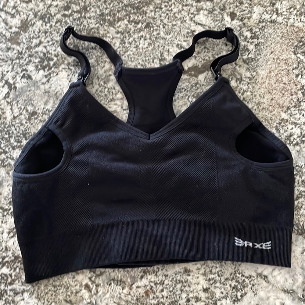NWOT Pumping Sports Bra